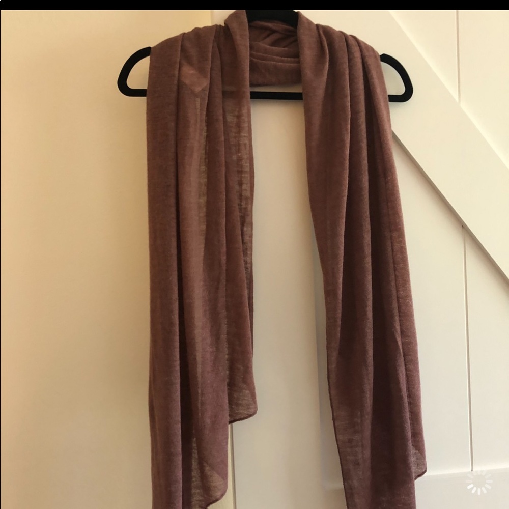 Scarf!